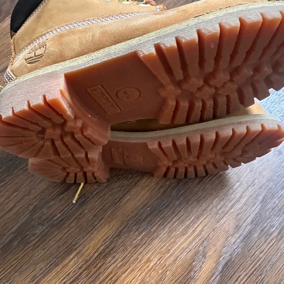 Timberlands - Picture 2 of 3